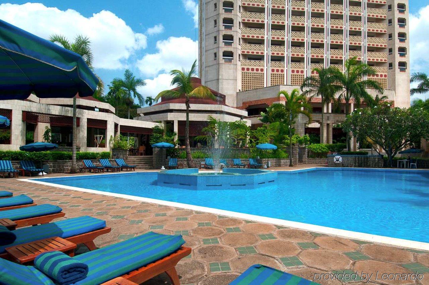 Hilton Yaounde Yaoundé Facilidades foto